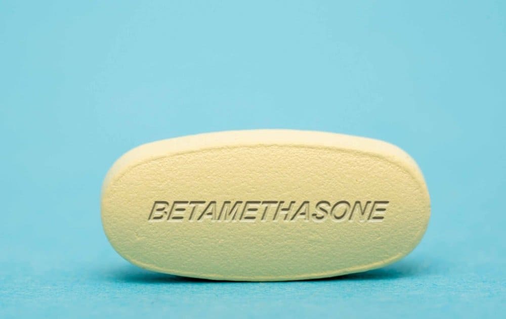 貝他每松（Betamethasone）的功效、副作用、使用劑量及注意事項