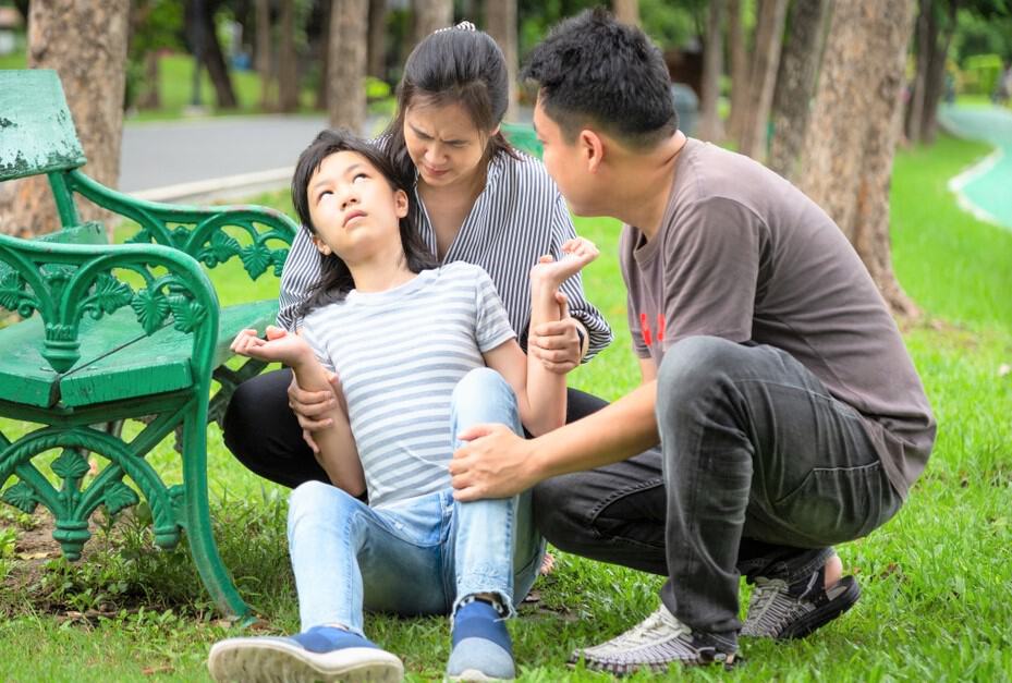 癲癇發作好慌！呼吸保持暢通4招救命